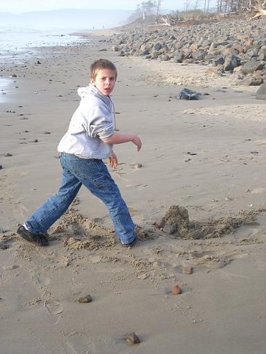 Oregon coast 044.jpg - for starting sand castles. . .